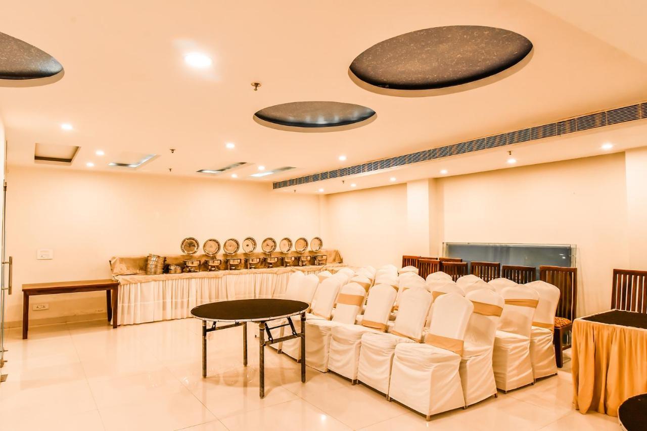 Fabhotel Prime The New Heaven Nuova Delhi Esterno foto