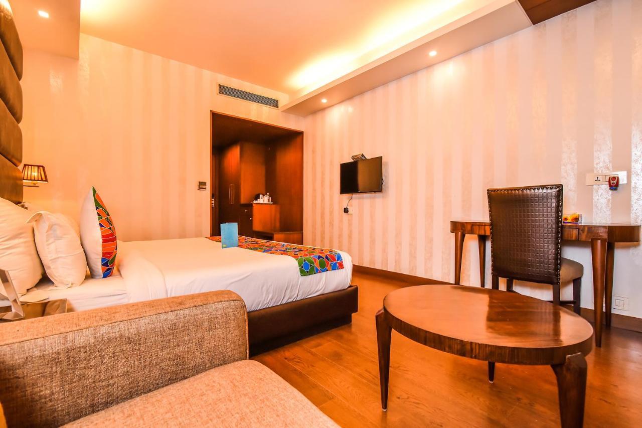 Fabhotel Prime The New Heaven Nuova Delhi Esterno foto