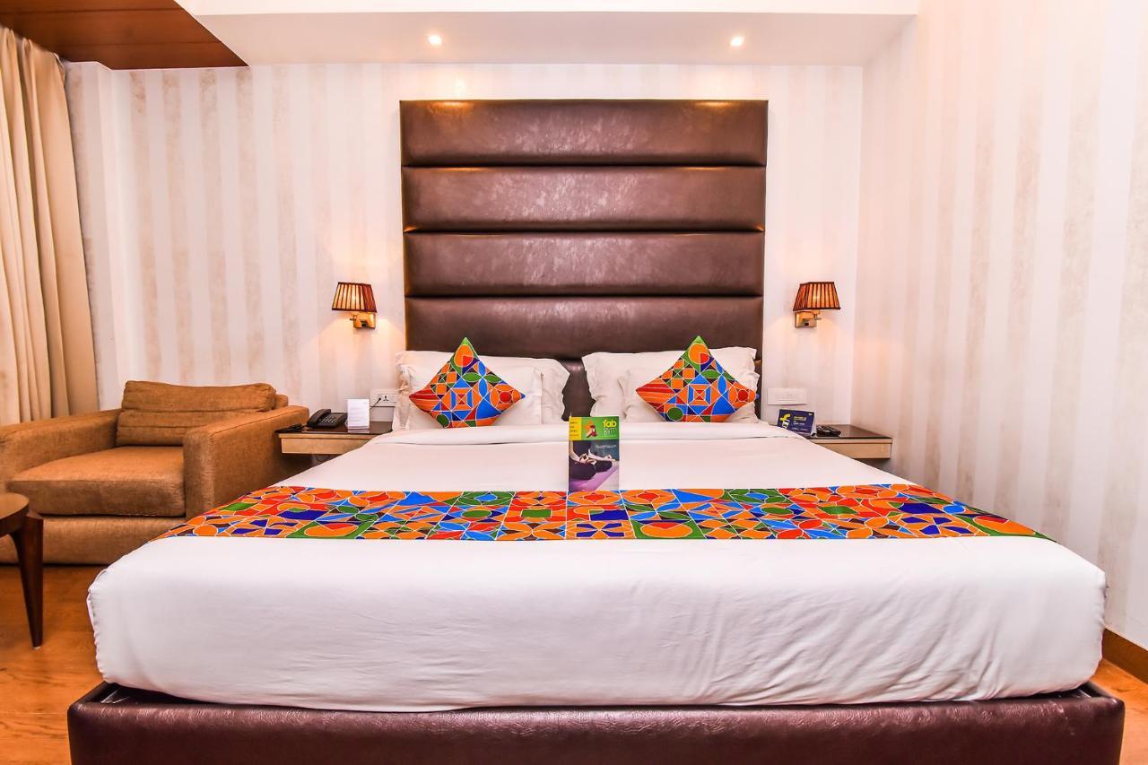 Fabhotel Prime The New Heaven Nuova Delhi Esterno foto