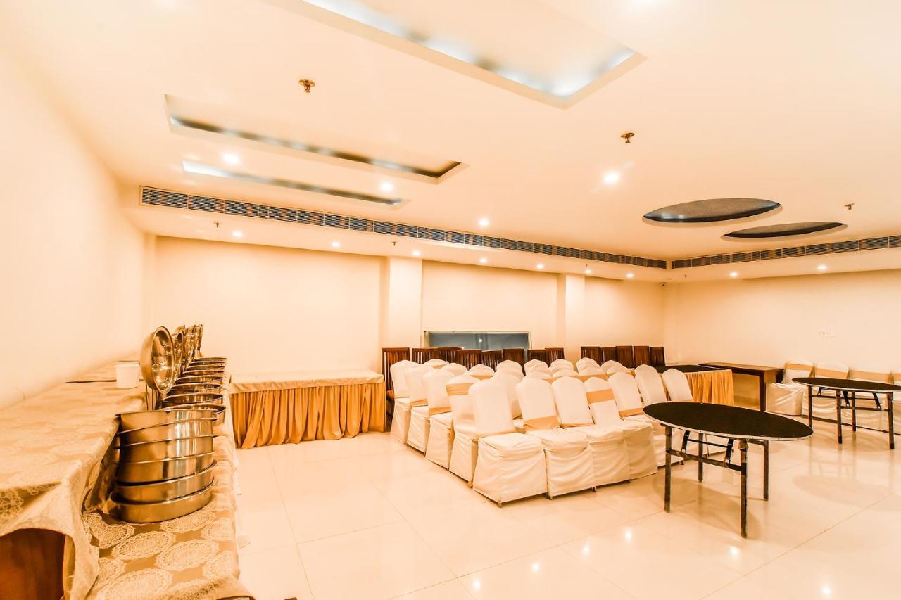 Fabhotel Prime The New Heaven Nuova Delhi Esterno foto